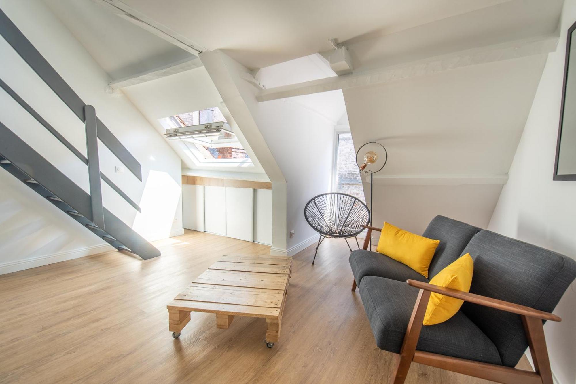 Au Nouveau Boulonnais - 4 Appartements Charmants Pour Couples, Familles Et Groupe D'Amis, Vieille Ville Et Centre Ville De Boulogne Sur Mer エクステリア 写真