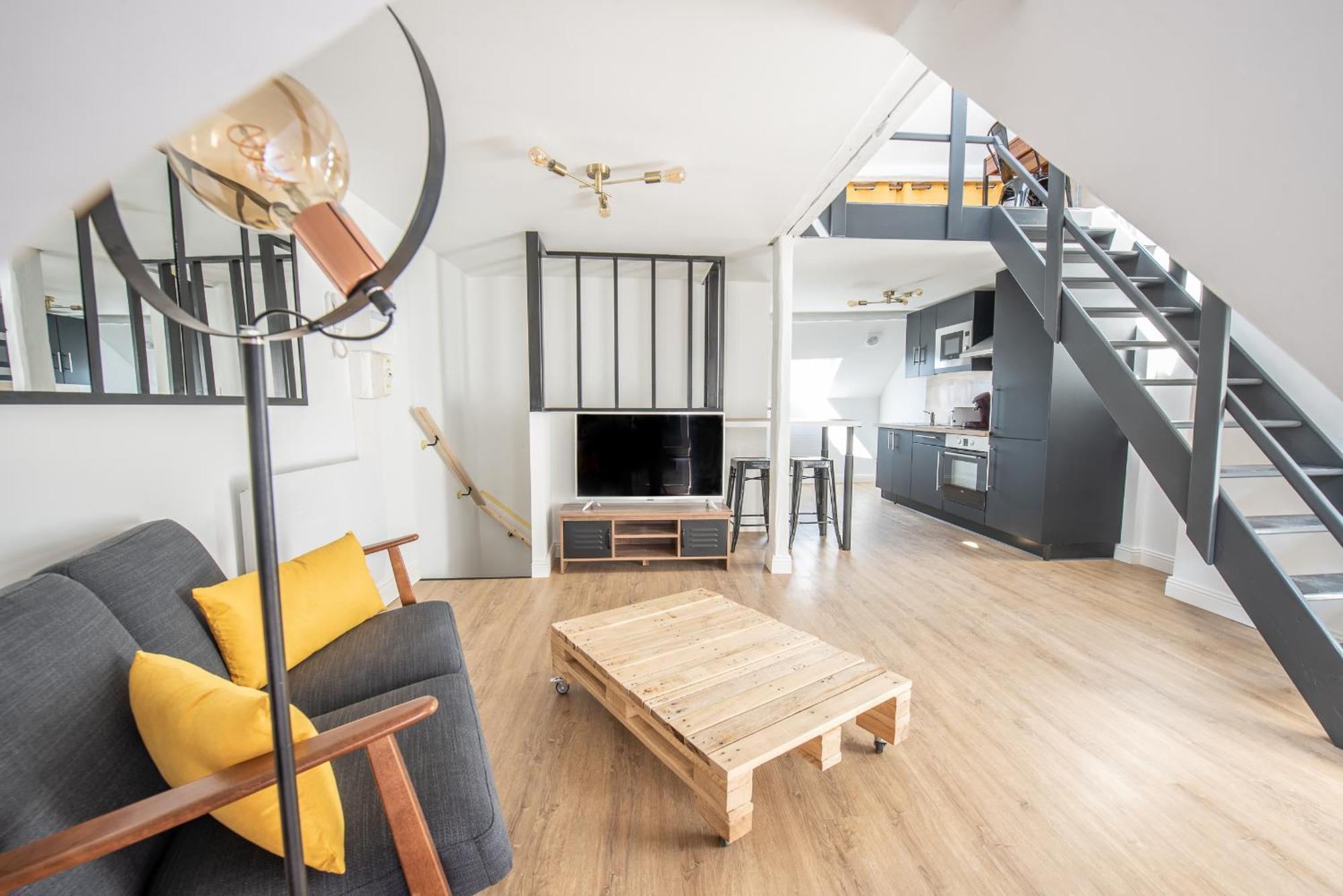 Au Nouveau Boulonnais - 4 Appartements Charmants Pour Couples, Familles Et Groupe D'Amis, Vieille Ville Et Centre Ville De Boulogne Sur Mer エクステリア 写真