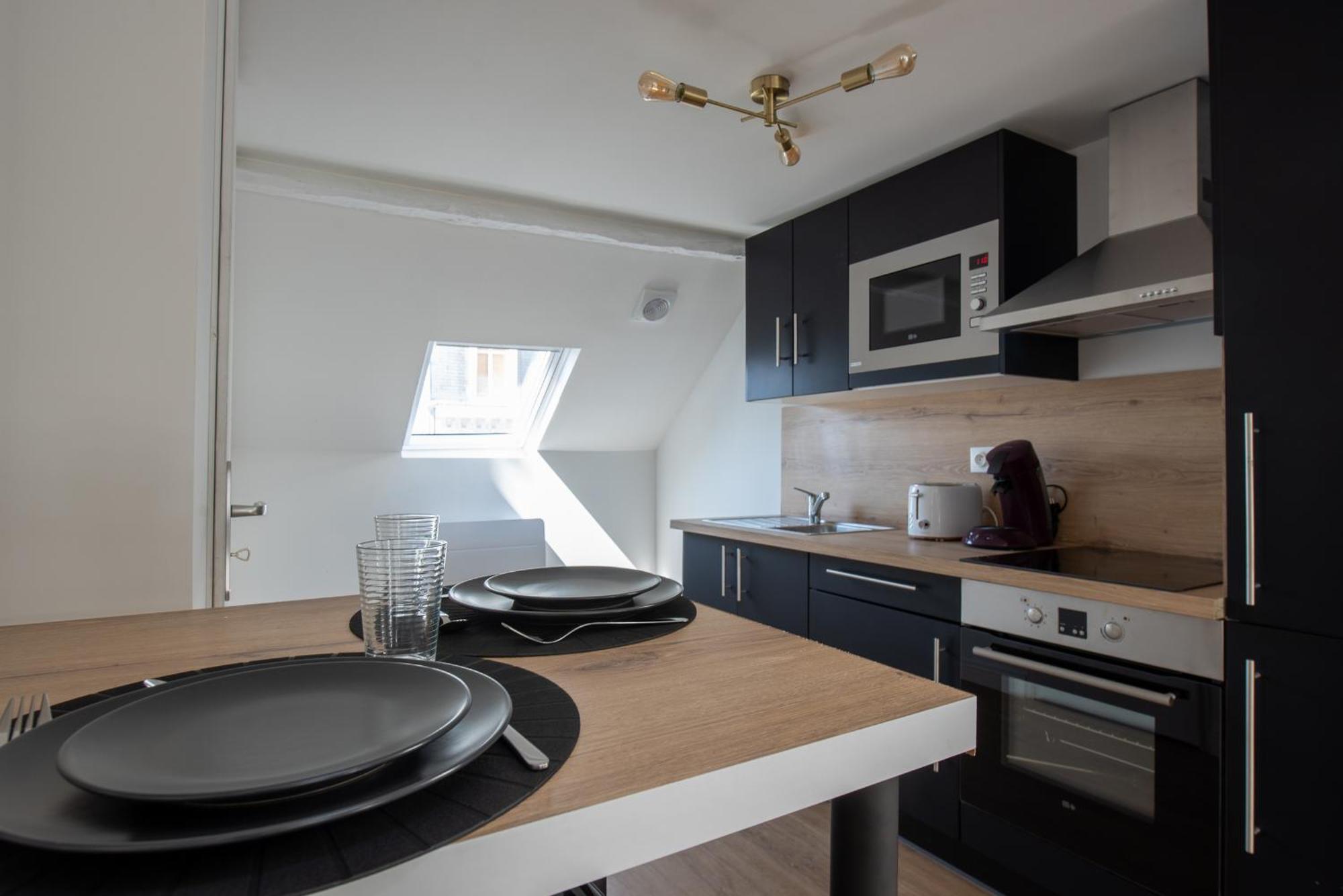 Au Nouveau Boulonnais - 4 Appartements Charmants Pour Couples, Familles Et Groupe D'Amis, Vieille Ville Et Centre Ville De Boulogne Sur Mer エクステリア 写真