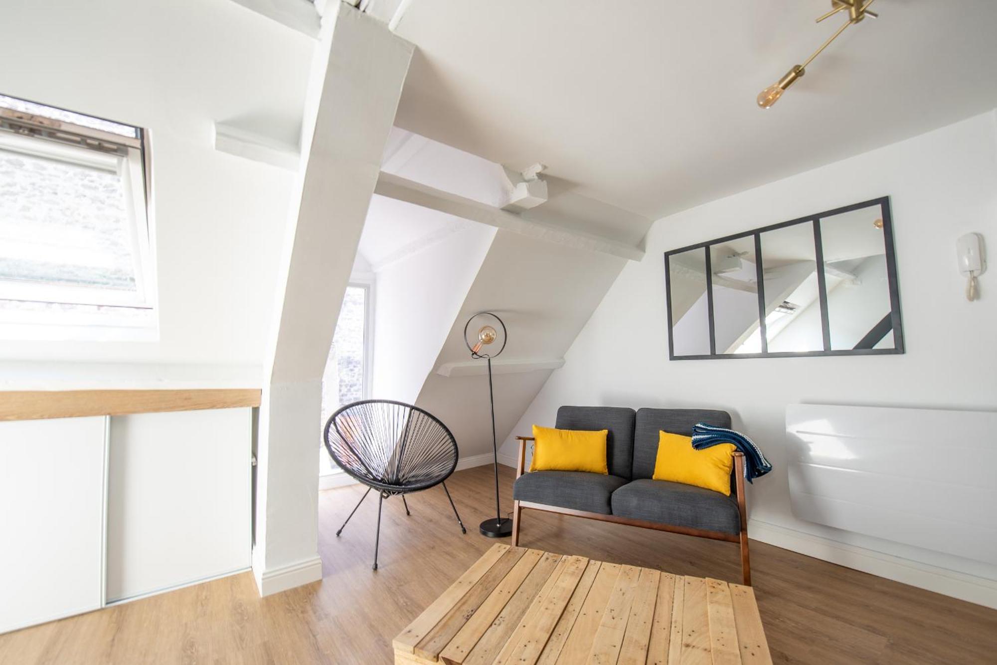 Au Nouveau Boulonnais - 4 Appartements Charmants Pour Couples, Familles Et Groupe D'Amis, Vieille Ville Et Centre Ville De Boulogne Sur Mer エクステリア 写真